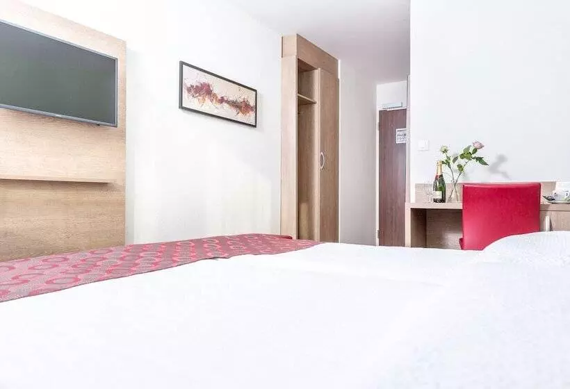 Quarto Comfort, Alexander