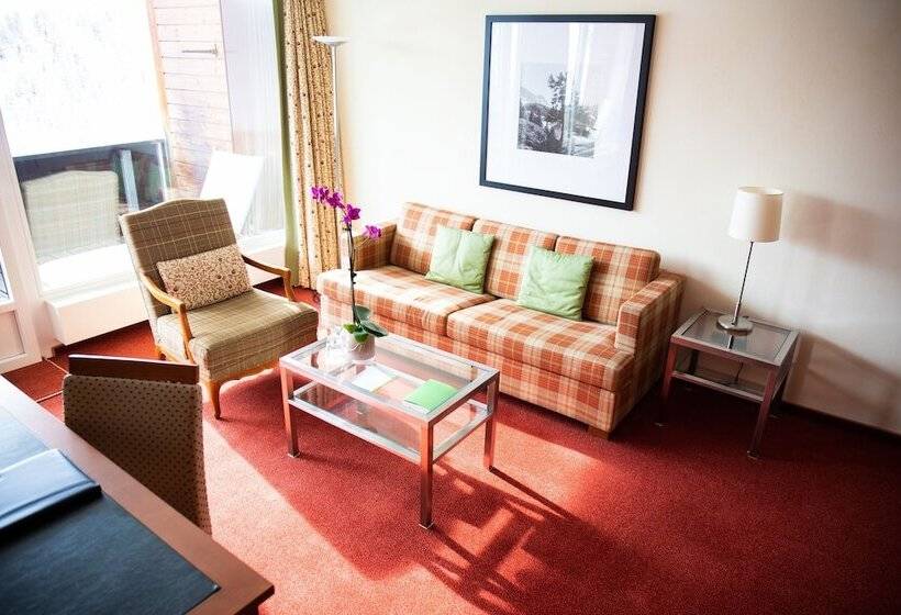 סוויטת ג'וניור עם מרפסת, Arosa Kulm Hotel & Alpin Spa