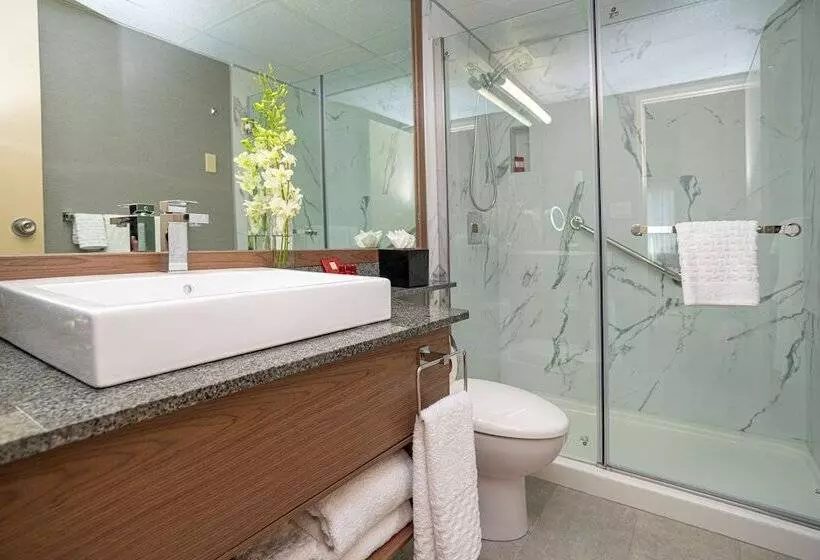 バルコニー付スイート, Best Western Premier Chateau Granville Hotel & Suites & Conference Centre