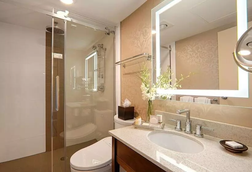 ダブルベッドスタンダードルーム, Best Western Premier Chateau Granville Hotel & Suites & Conference Centre