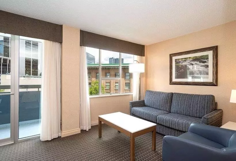 身障者適用スイートルーム, Best Western Premier Chateau Granville Hotel & Suites & Conference Centre