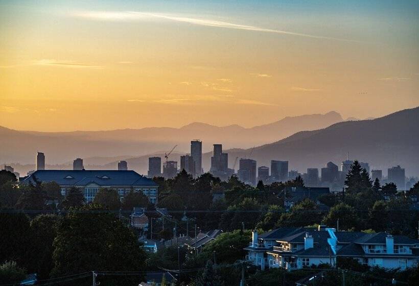 高级大房间, Cassandra