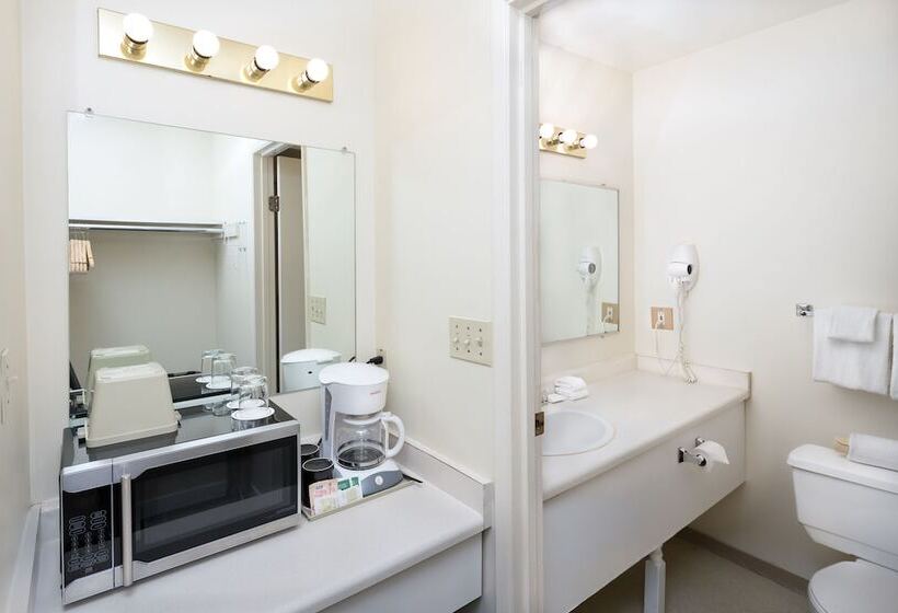 高级大房间, Cassandra