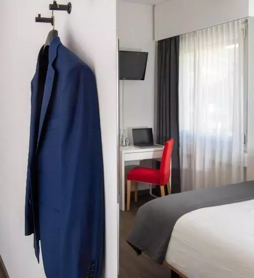 Habitación Estàndard Individual, Cereda