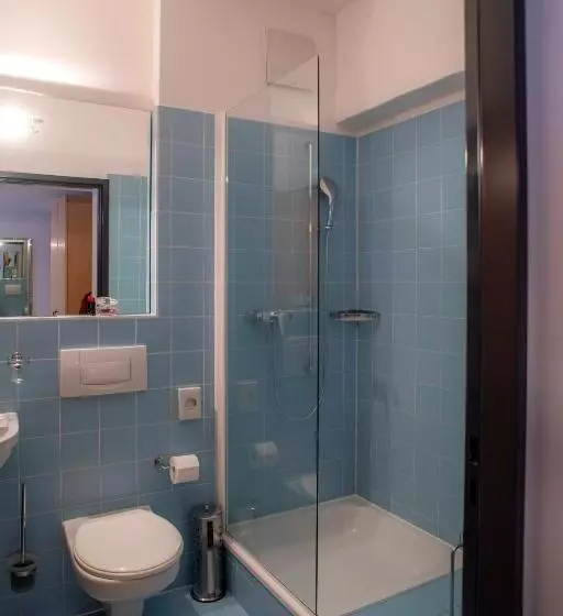 Habitació Estàndard, Cereda