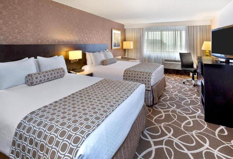 Номер Стандарт, Crowne Plaza Kitchener Waterloo, An Ihg