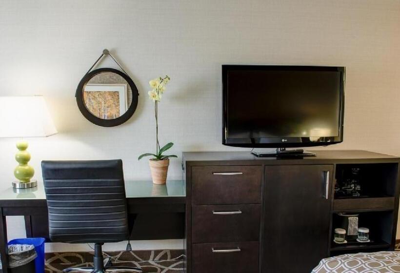 اتاق استاندارد, Crowne Plaza Kitchener Waterloo, An Ihg