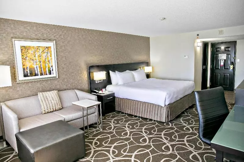 اتاق پرمیوم, Crowne Plaza Kitchener Waterloo, An Ihg