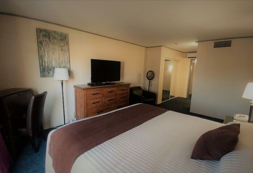 דירת חדר דלוקס, Divya Sutra Plaza And Conference Centre, Vernon, Bc