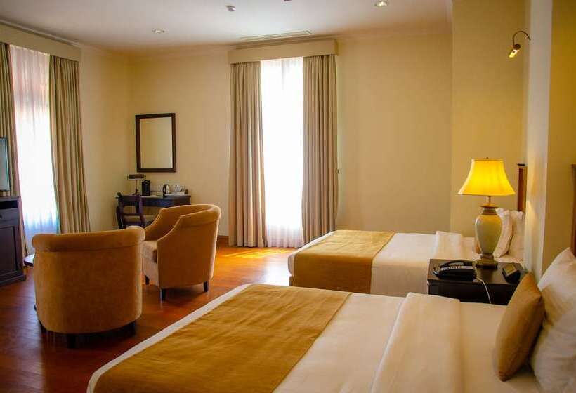 סוויטת ג'וניור, Galle Face