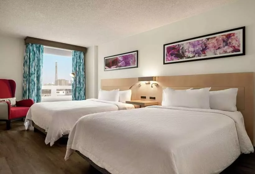 اتاق استاندارد, Hilton Garden Inn Saskatoon Downtown