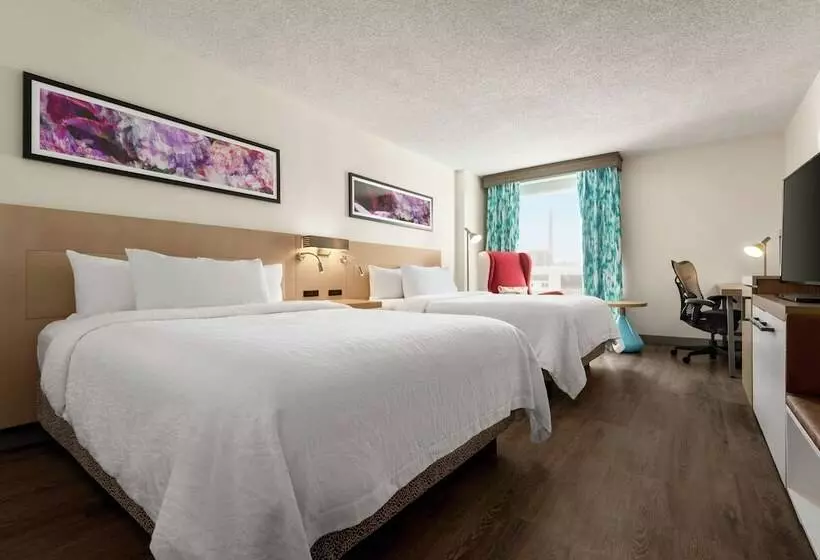 اتاق استاندارد, Hilton Garden Inn Saskatoon Downtown
