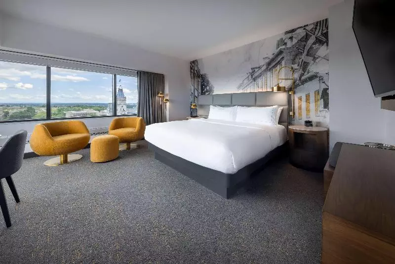 キングサイズベッドのデラックスルーム, Hilton Quebec
