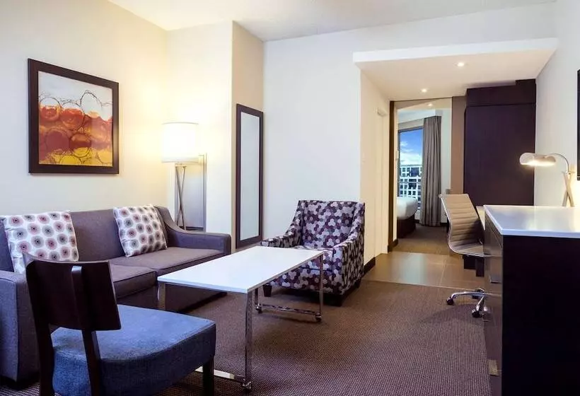 سوییت, Hilton Toronto/markham Suites Conference Centre & Spa