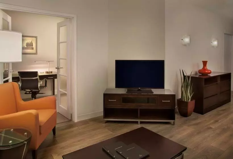 سوییت, Hilton Toronto/markham Suites Conference Centre & Spa