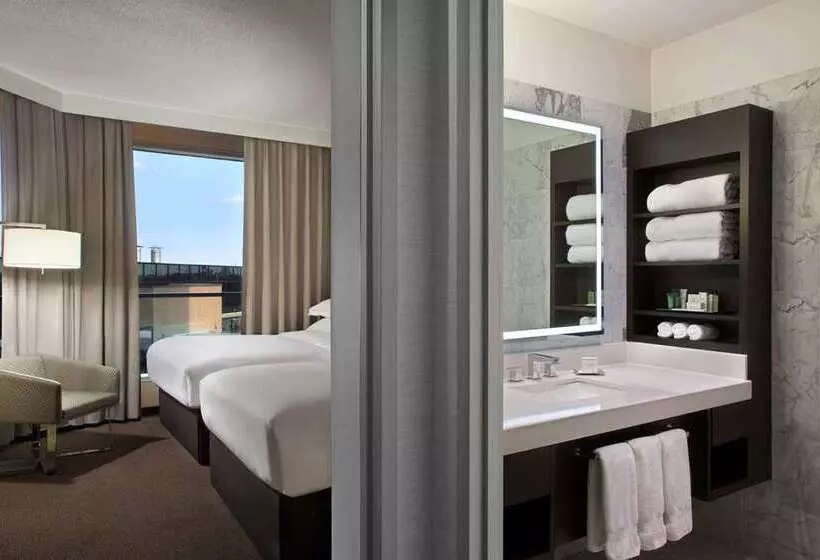 سوییت, Hilton Toronto/markham Suites Conference Centre & Spa
