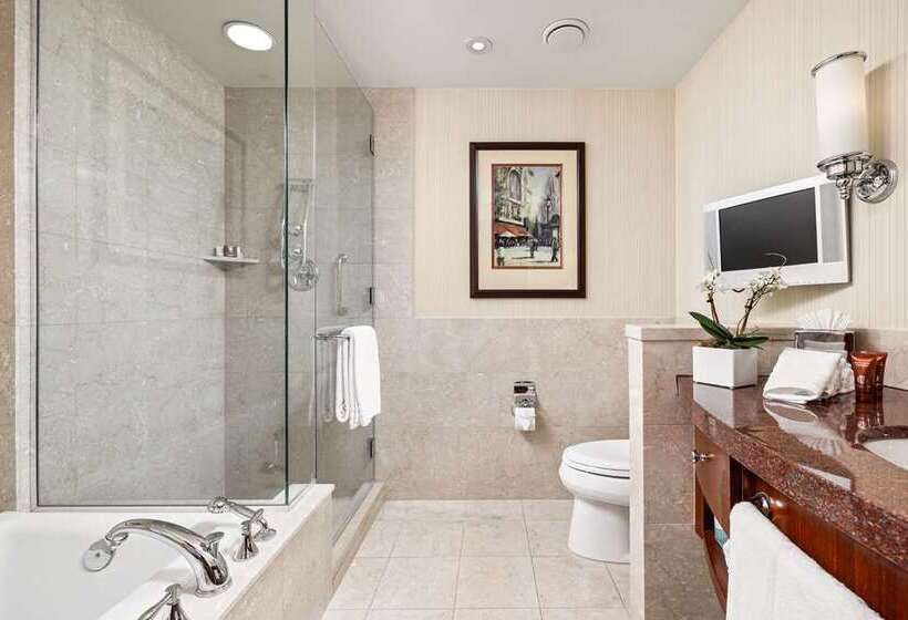 Люкс Кровать Кинг, Hilton Toronto/markham Suites Conference Centre & Spa