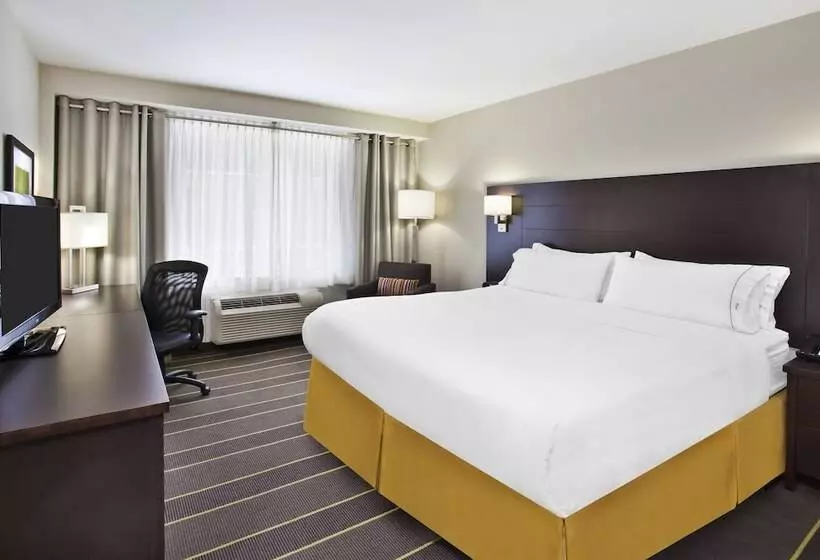 سوییت, Holiday Inn Express Sault Ste. Marie, An Ihg