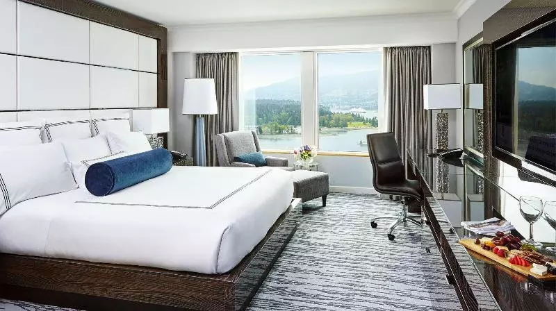 اتاق لوکس با تخت بزرگ, Pan Pacific Vancouver