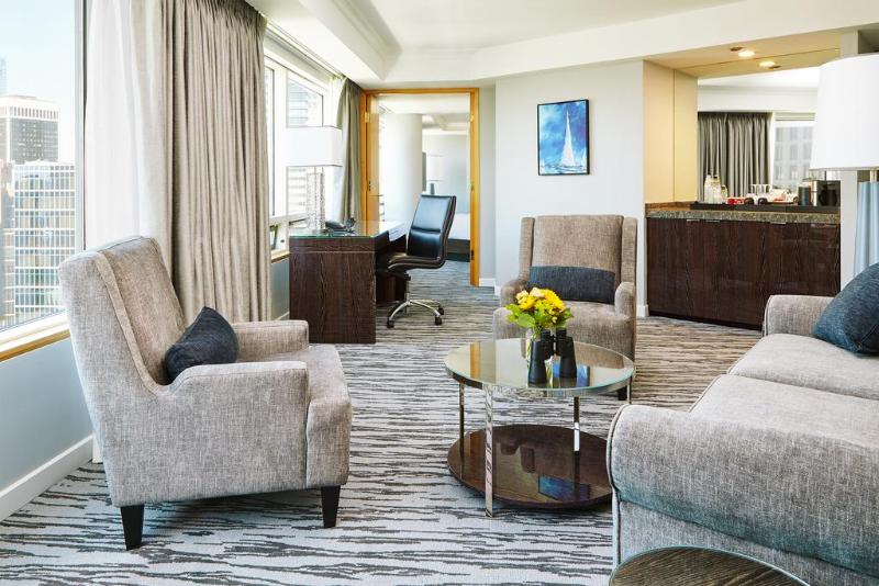 סוויטה, Pan Pacific Vancouver