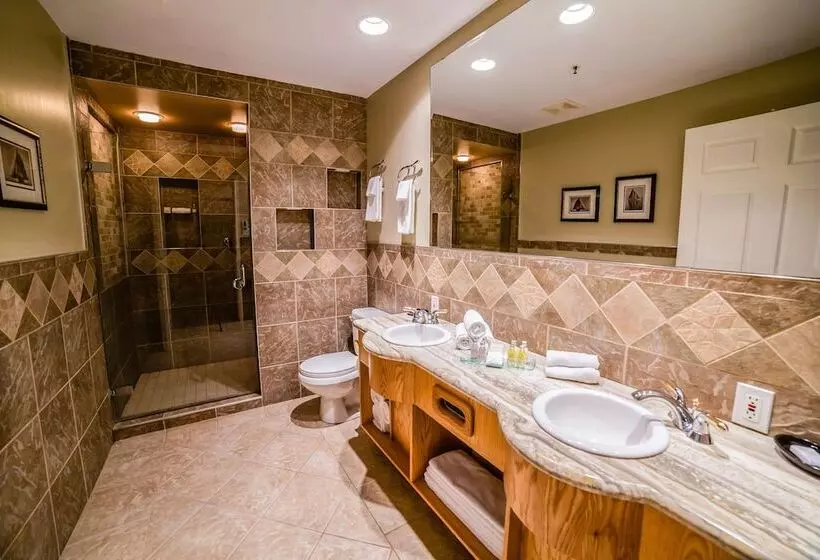 スイート, Prestige Hudson Bay Lodge & Conference Centre, Worldhotels Crafted Collection