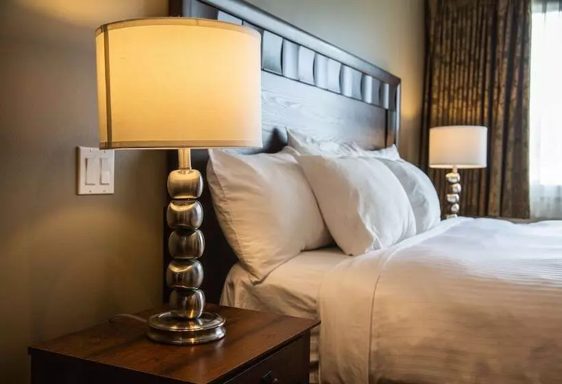 スイート, Prestige Hudson Bay Lodge & Conference Centre, Worldhotels Crafted Collection