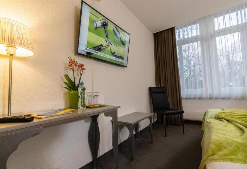 חדר בסיסי, Waldhorn