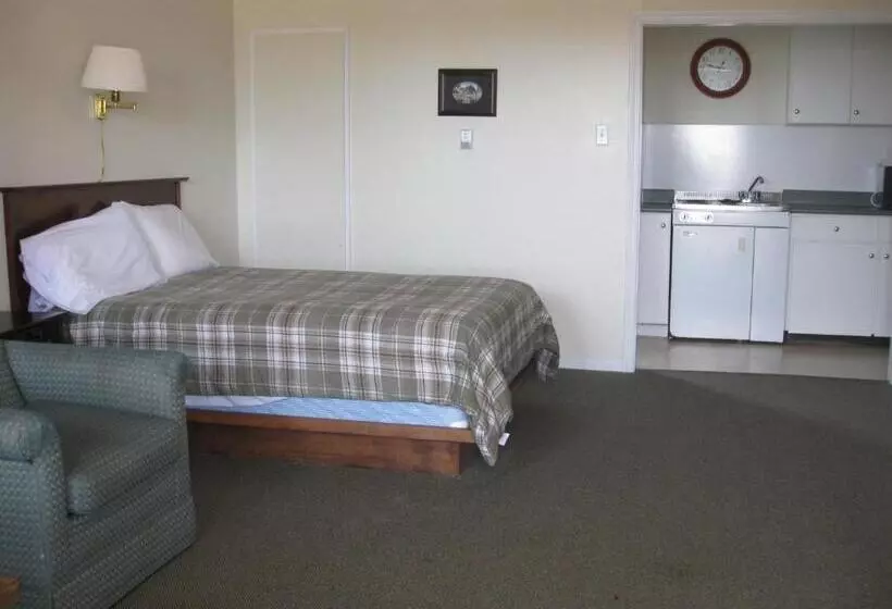 Standard-studio, Tantramar Motel