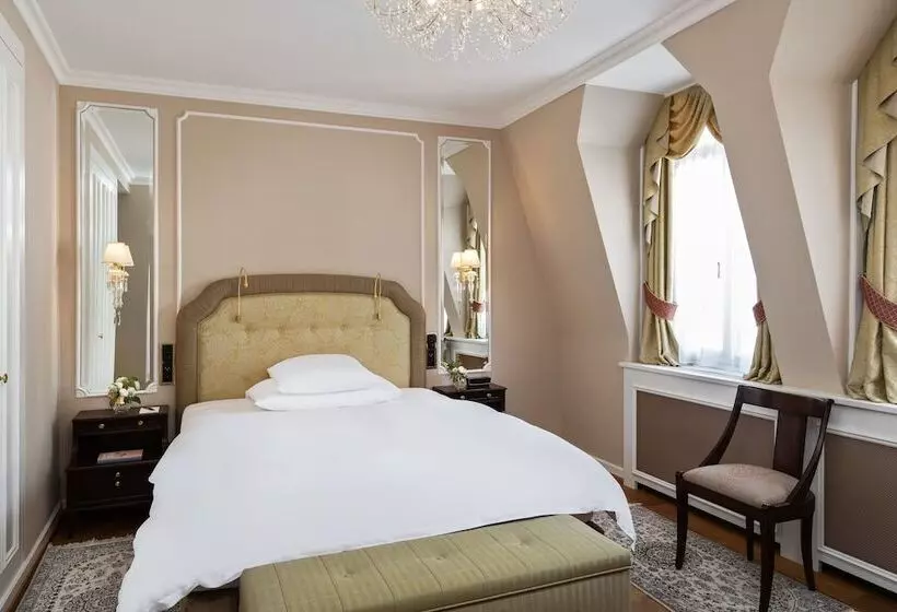 اتاق سوپریور یک تخته, Badrutt S Palace Hotel St Moritz