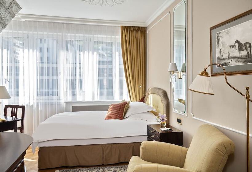 غرفة سوبيريور فردية, Badrutt S Palace Hotel St Moritz