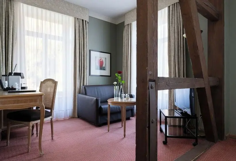 سوییت جونیور, Grand Hotel Beau Rivage Interlaken