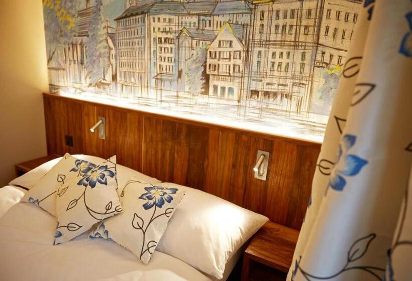 اتاق عادی, Adler Zürich