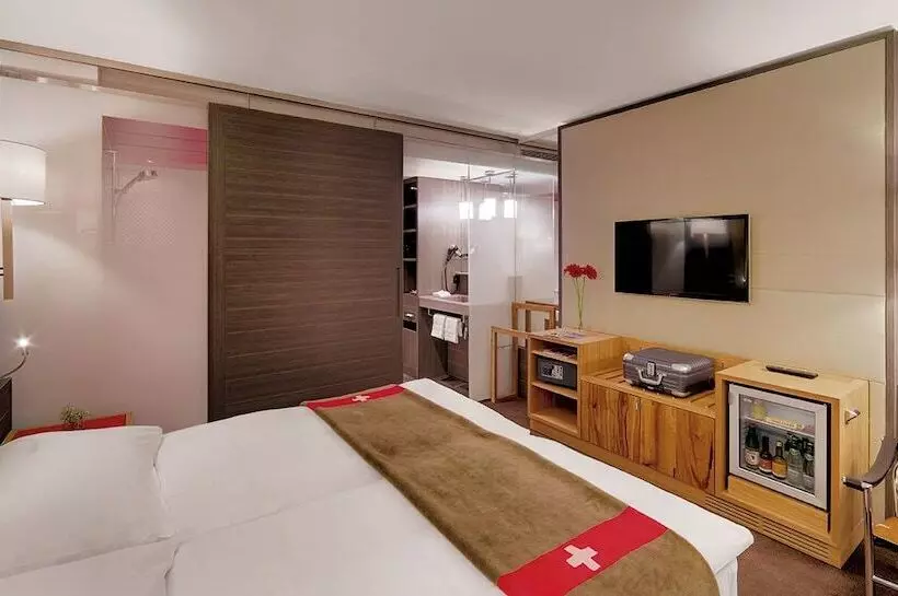 اتاق کلاس بیزنس, Agora Swiss Night By Fassbind