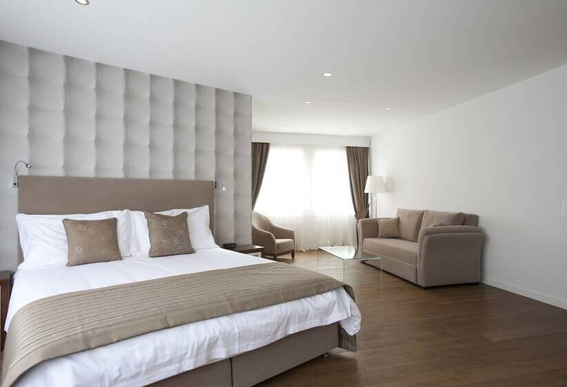 Полулюкс, Alpha