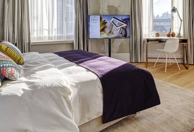 ジュニアスイート, Anker Luzern