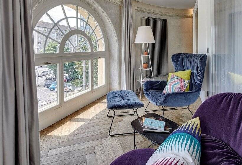 ジュニアスイート, Anker Luzern