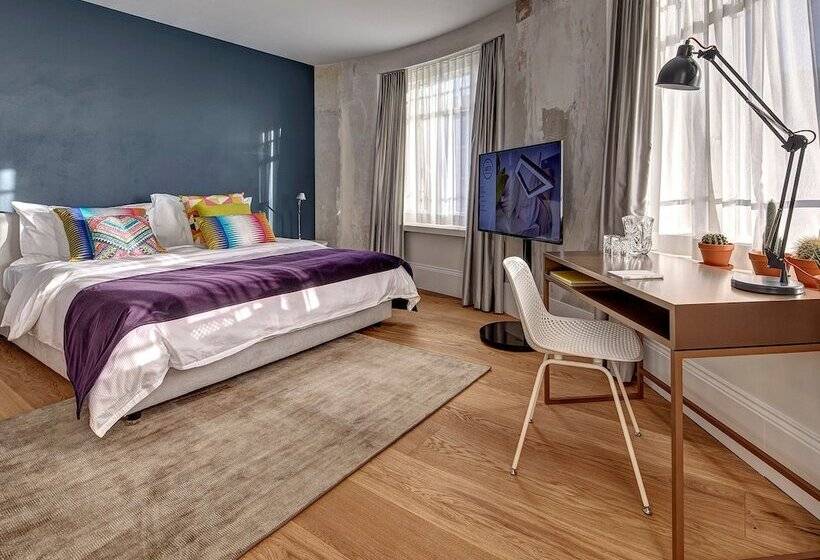 ファミリージュニアスイート, Anker Luzern