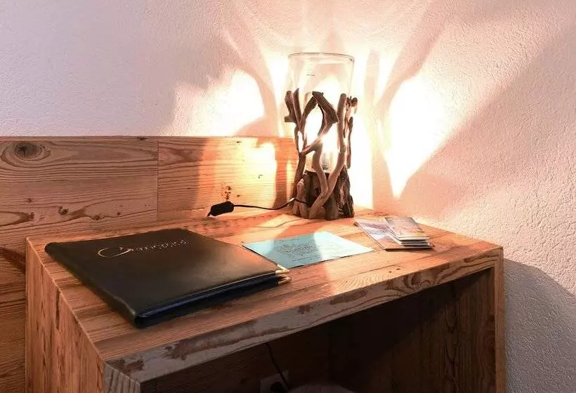 3-Bett-Standardzimmer, Bernerhof Grindelwald