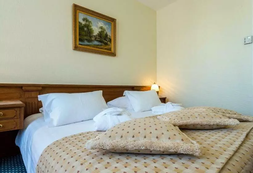 Standard-huone, Century