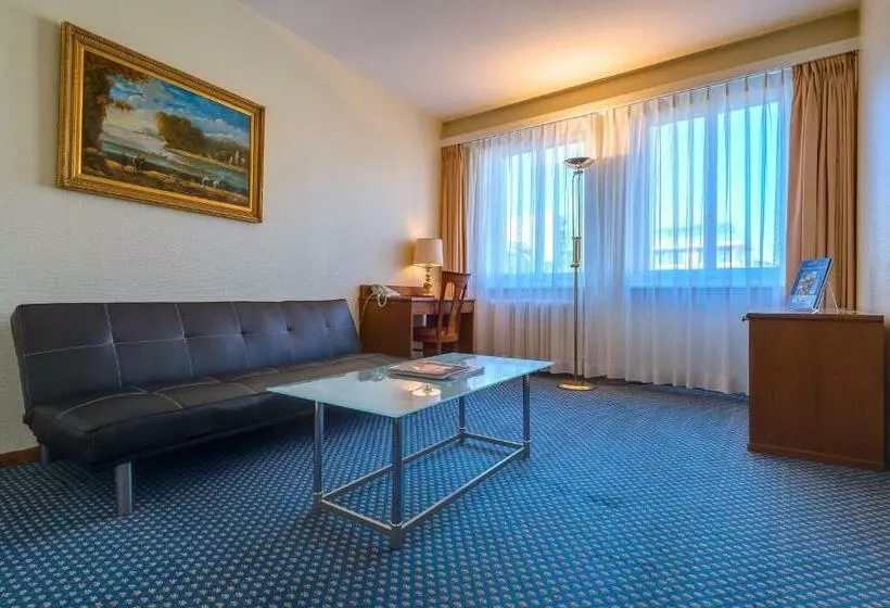Prestige Suite, Century