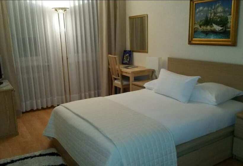 اتاق سوپریور یک تخته, Century