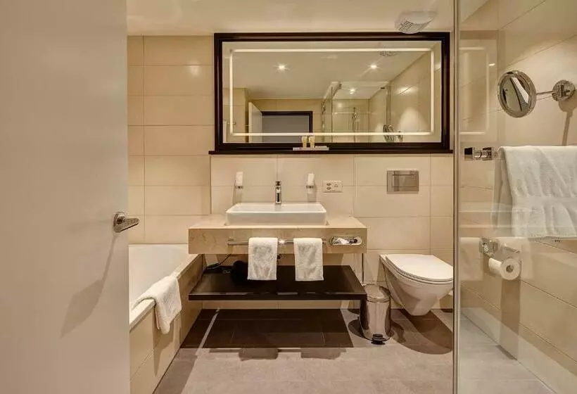 Suite Deluxe, Monopol Luzern
