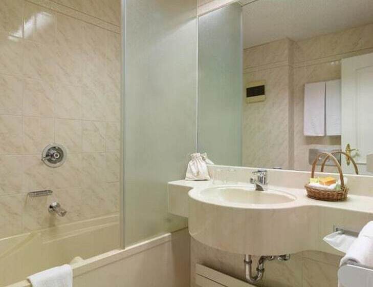 غرفة قياسية فردية سرير مزدوج, Mozart