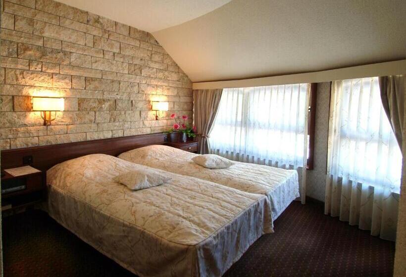 标准三人间, Restaurant La Porte D Octodure