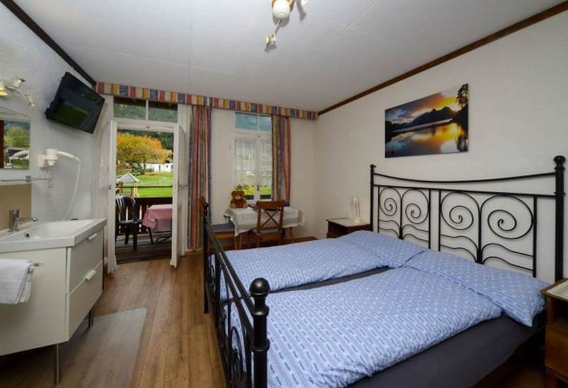 Номер Стандарт, Swiss Lodge Hotel Bernerhof Wengen