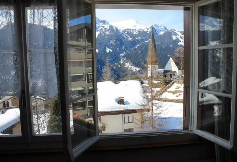 اتاق استاندارد چهار تخته, Swiss Lodge Hotel Bernerhof Wengen