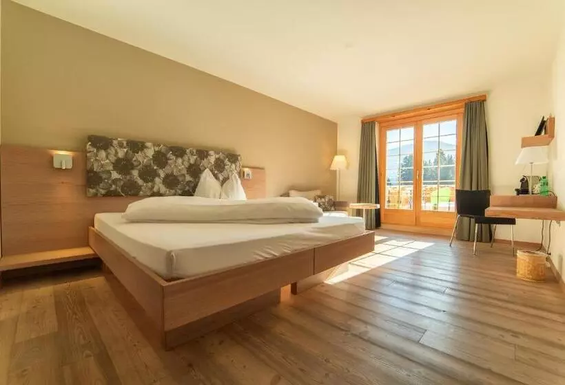 Standard-huone, Ucliva