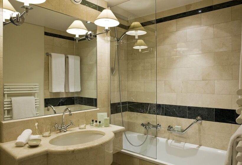 اتاق پنت هاوس, Warwick Geneva