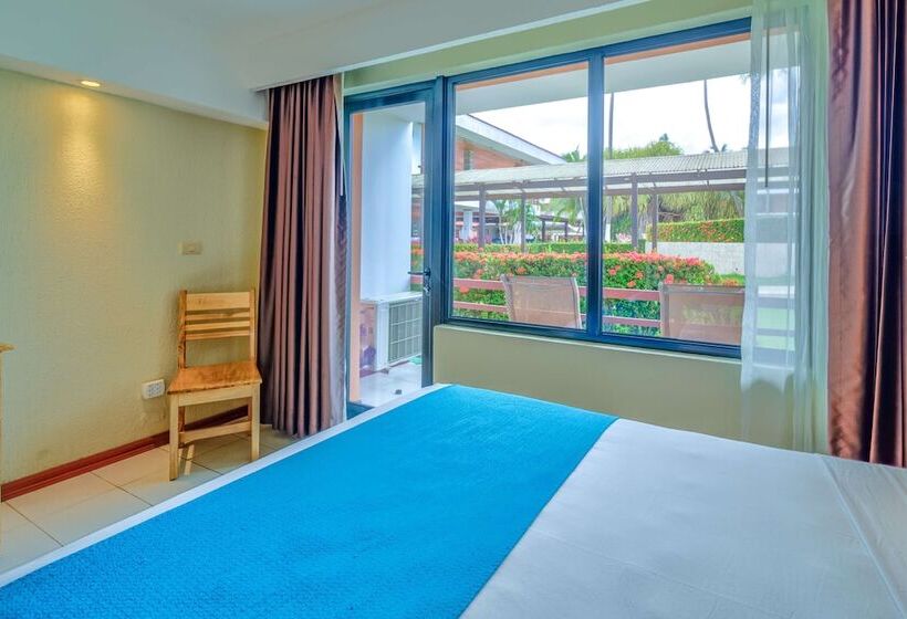 带2个双人床的标准工作室, Best Western Jaco Beach All Inclusive Resort