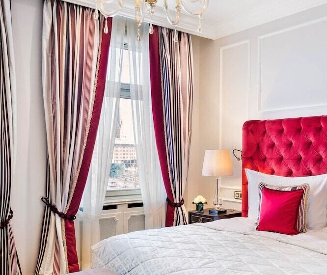 豪华湖景房, Fairmont Hotel Vier Jahreszeiten, Hotel Des Jahres 2023 & 2024  Die 101 Besten